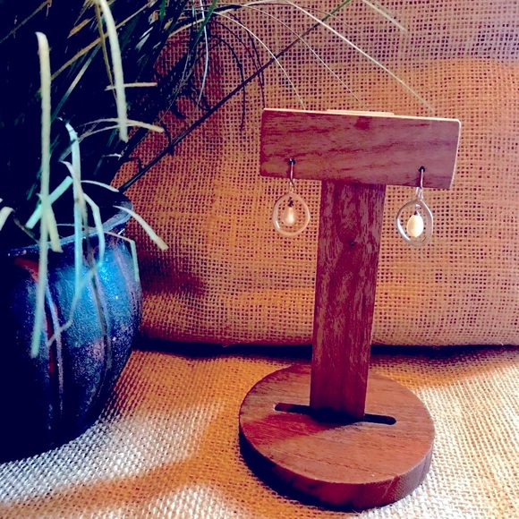 Tocara Olivia Sterling with Freshwater Pearls earrings - Picture 2 of 3